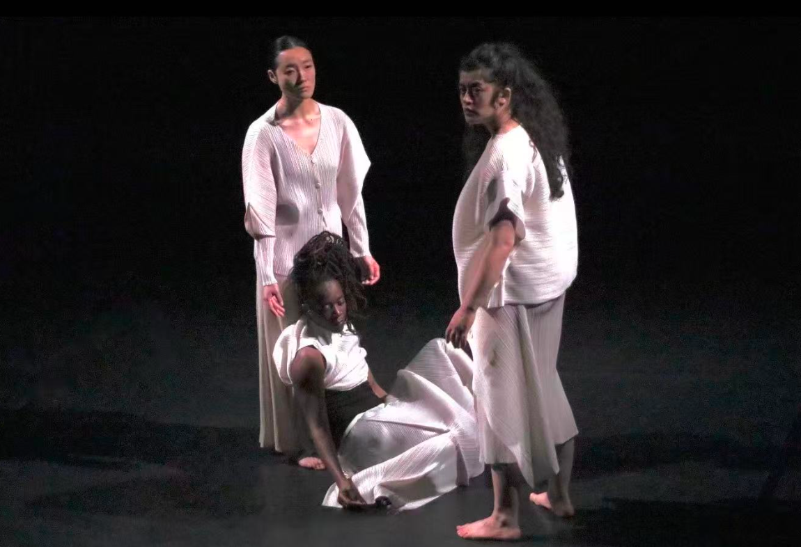 Moi, Elles au Théâtre du Nord